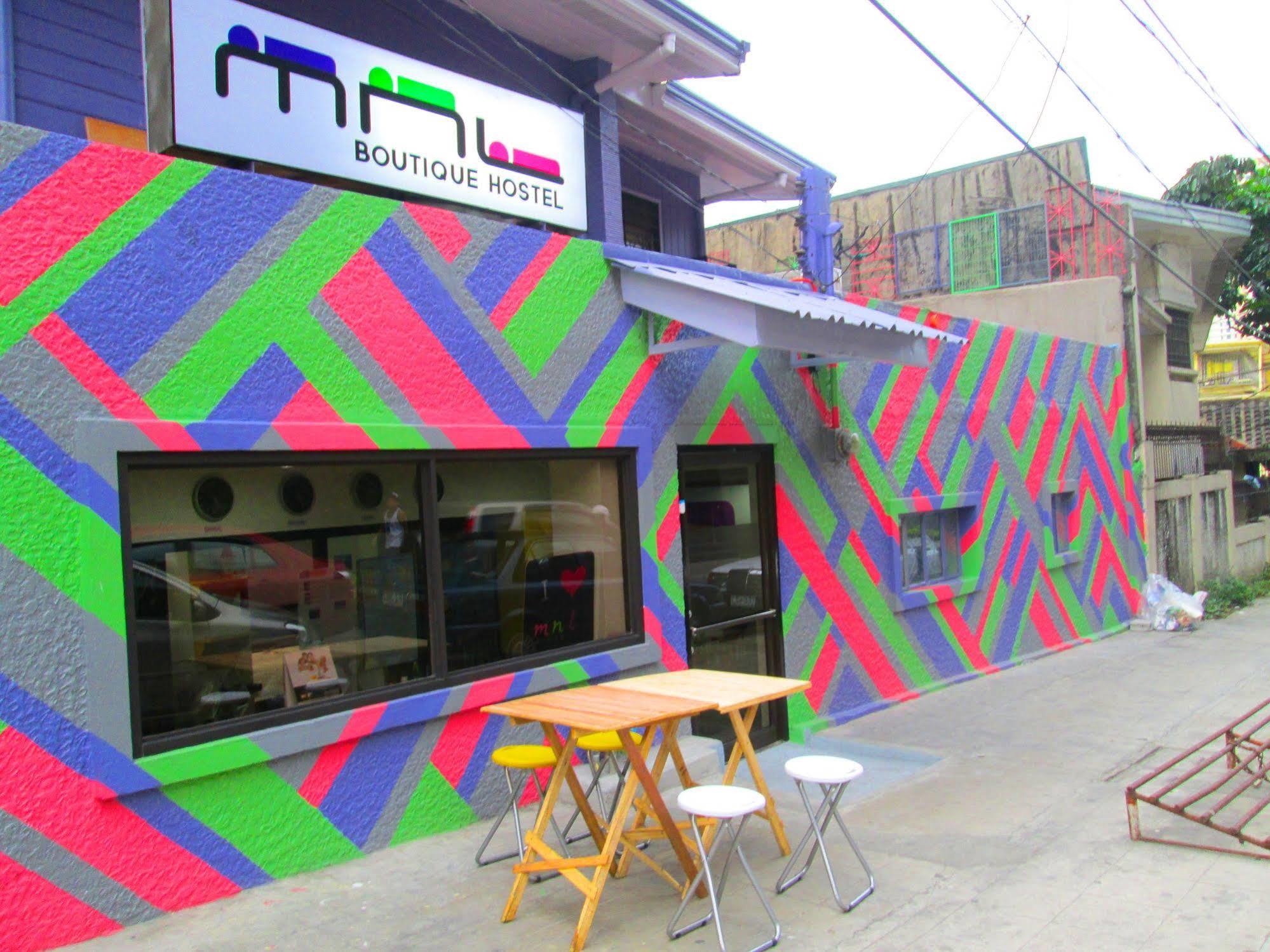 Mnl Boutique Hostel Makati City Exterior photo